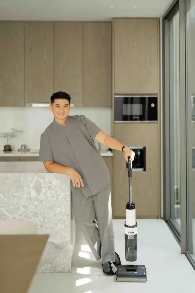 Chef-Arnold vacuum cleaner tineco